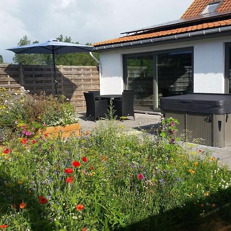 Vakantiehuis 'De Wulpenbrug' Exterior photo